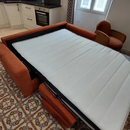 Chic 1 Bedroom - 3 Star Rated 앙티브