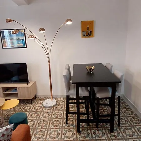 Chic 1 Bedroom - 3 Star Rated *