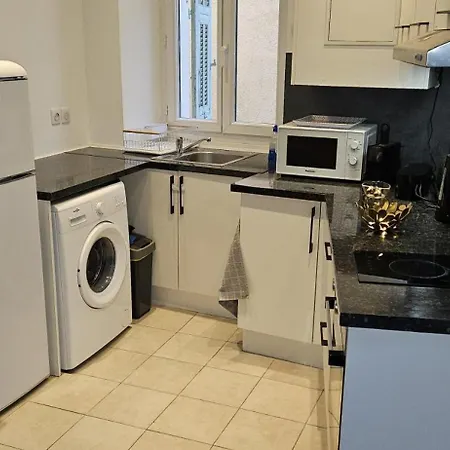Chic 1 Bedroom - 3 Star Rated דירה *