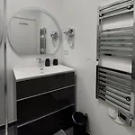 Apartman Chic 1 Bedroom - 3 Star Rated Antibes