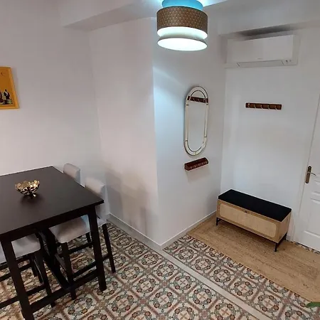 Chic 1 Bedroom - 3 Star Rated * 昂蒂布