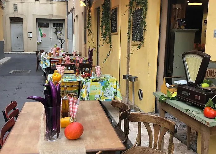 Apartament Chic 1 Bedroom - 3 Star Rated *